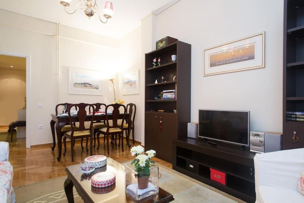 Top-Rated 1-Bedroom Apartment In The Heart Of أثينا المظهر الخارجي الصورة